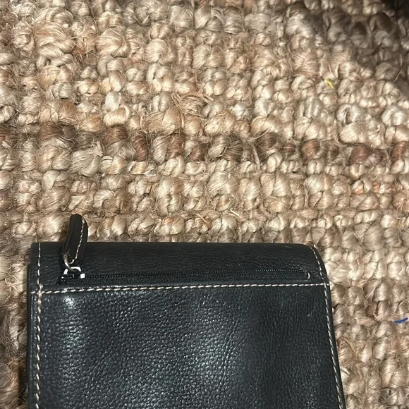 Fossil Genuine Black Leather Tri-Fold Wallet